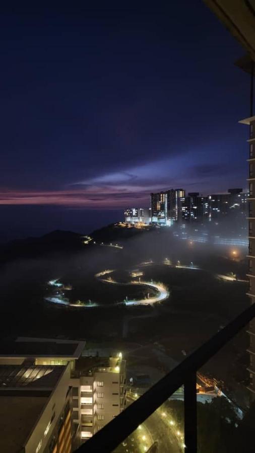 Hilltop Cloud View Genting Luxury Suite Genting Highlands Exterior photo